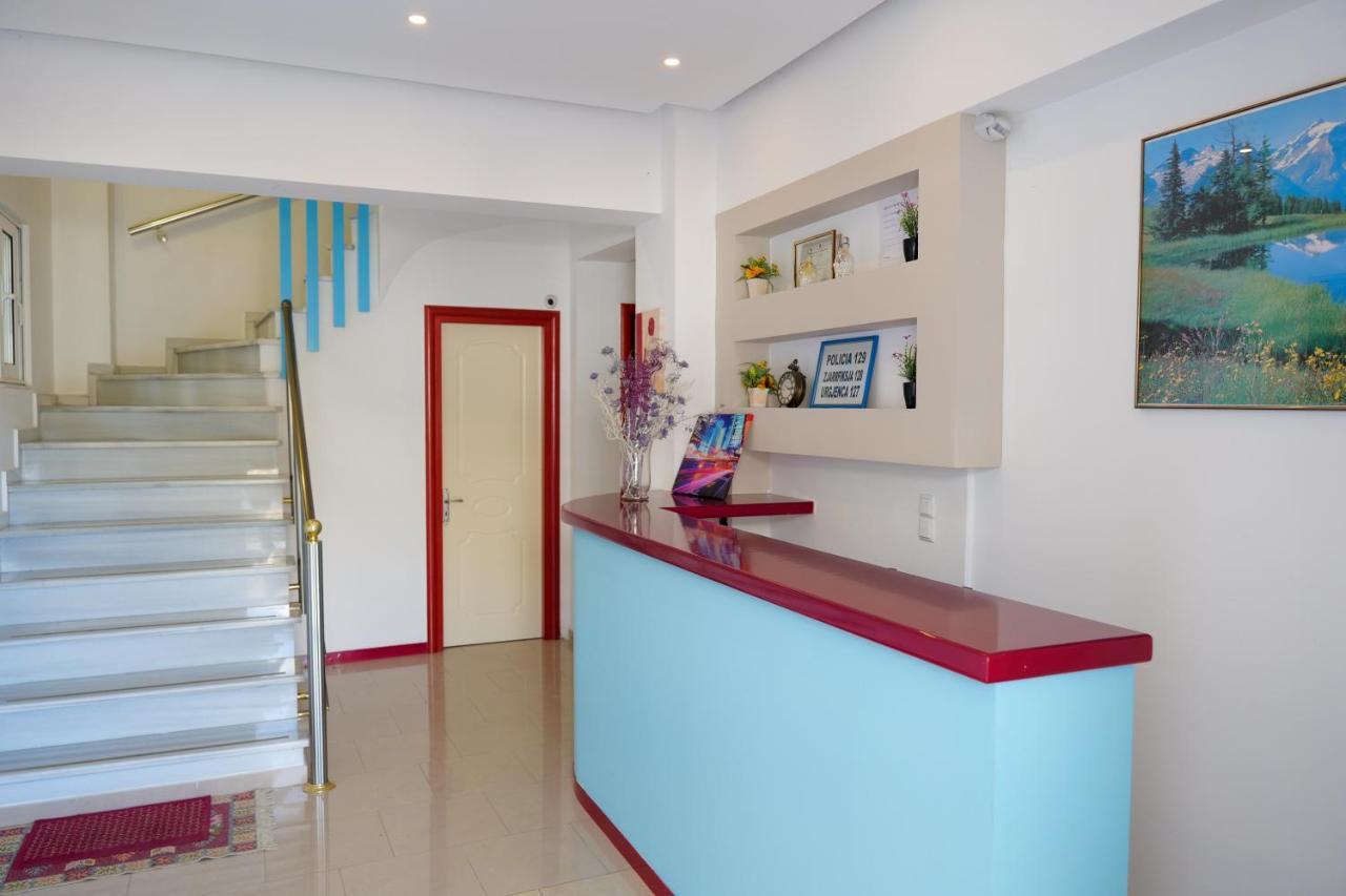 Miracle Apartments Saranda Exterior photo